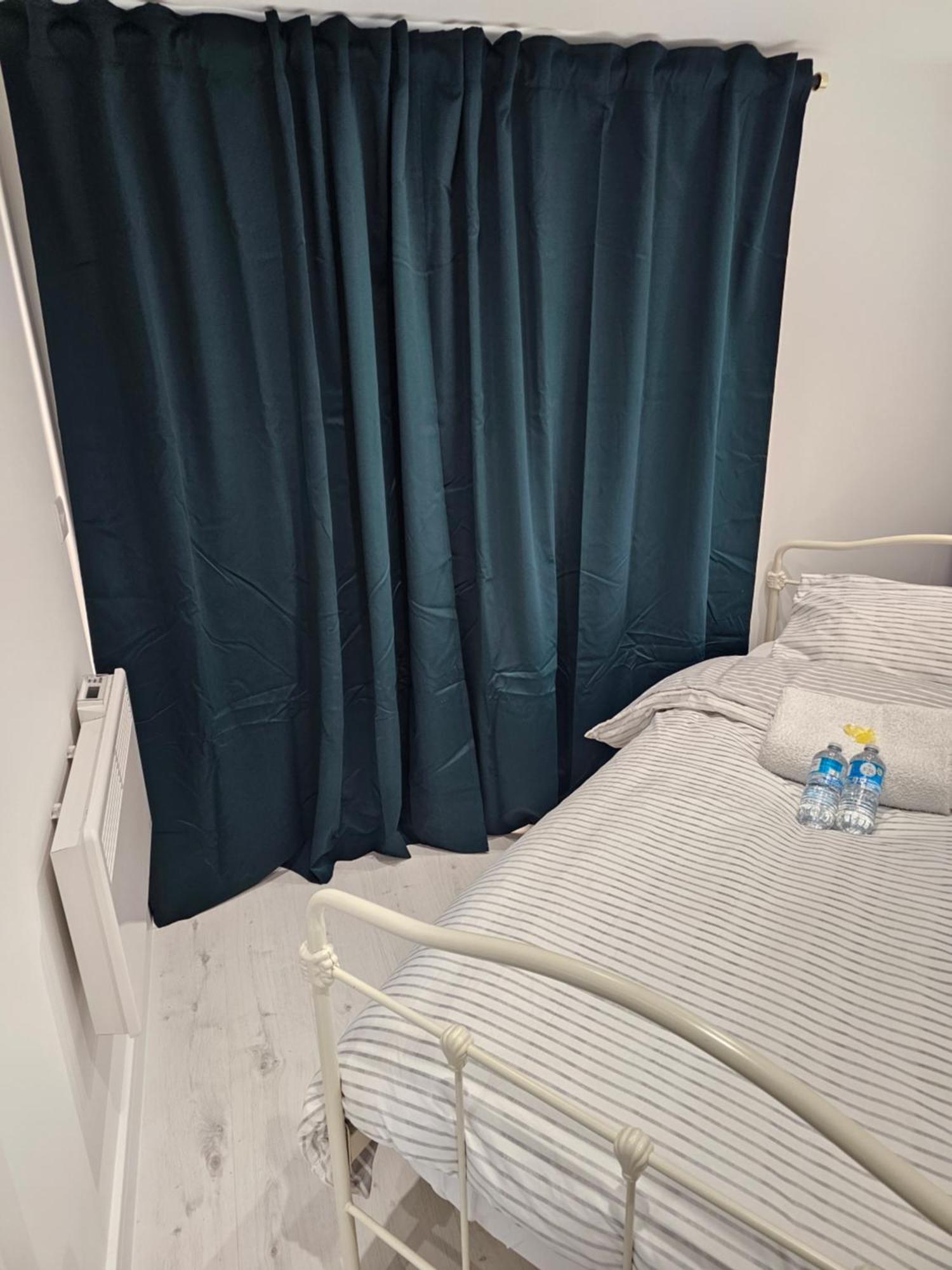 Single Cosy Bedroom In Dartford- Private Entrance For Guest Екстериор снимка